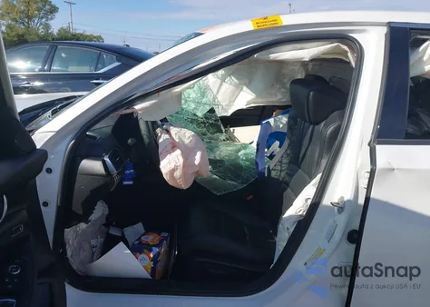 2019 Honda Accord Touring 2.0T from USA, damaged, VIN 1HGCV2F94KA023814